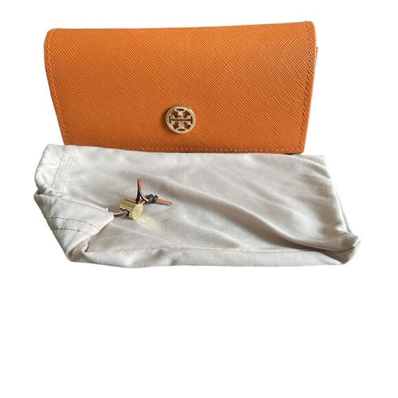 Tory Burch Accessories - Tory Burch Glasses Case w/ microfiber bag